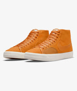 TÊNIS NIKE SB BLZR COURT MID PREMIUM - MARROM