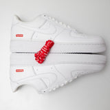 TÊNIS NIKE AIR FORCE ONE X SUPREME / BRANCO